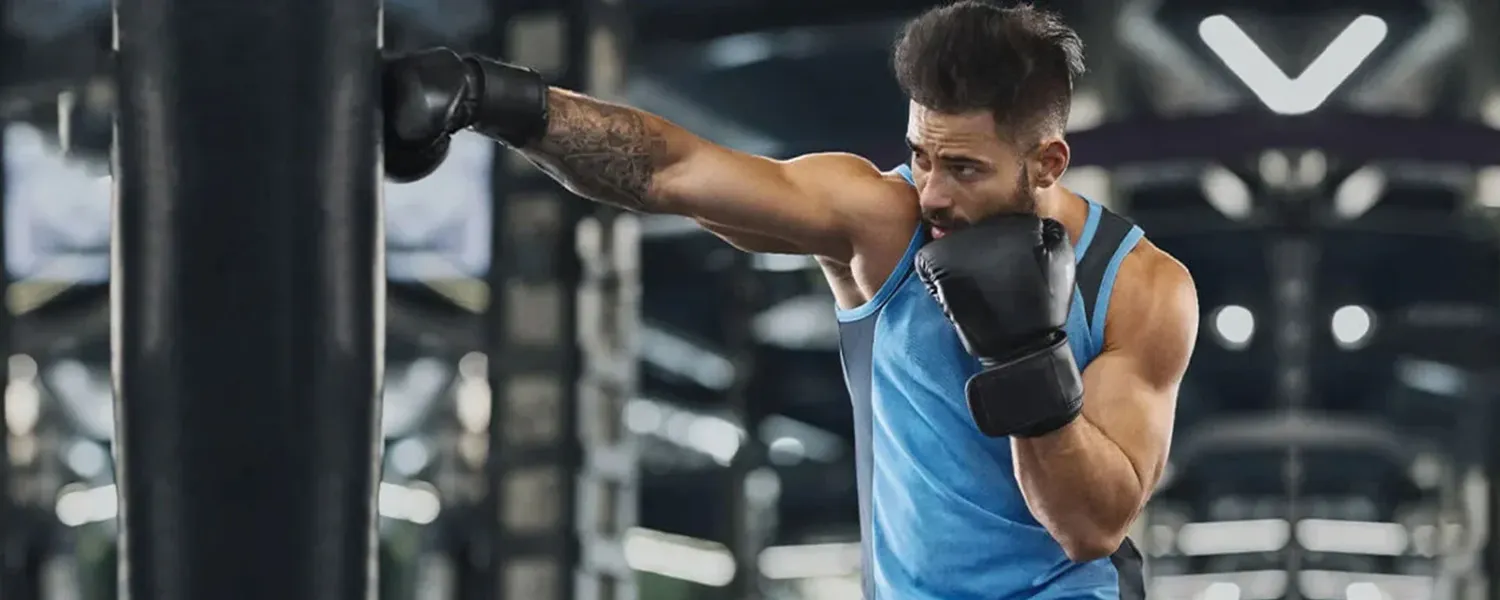 How to box like a professional - Elite athlete in training session