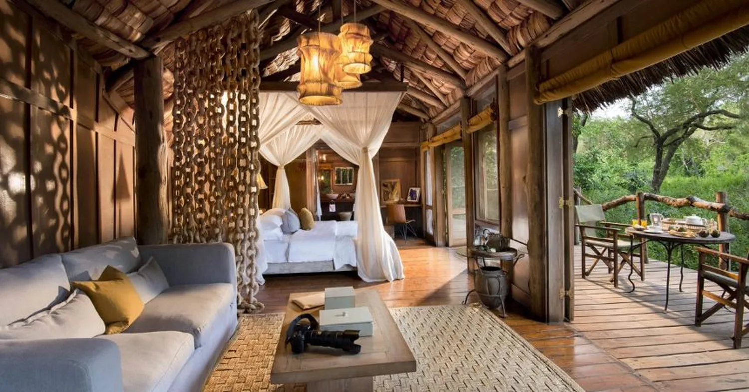 How to organize a 6 days luxury family safari with premium private vehicles and child friendly luxury camps