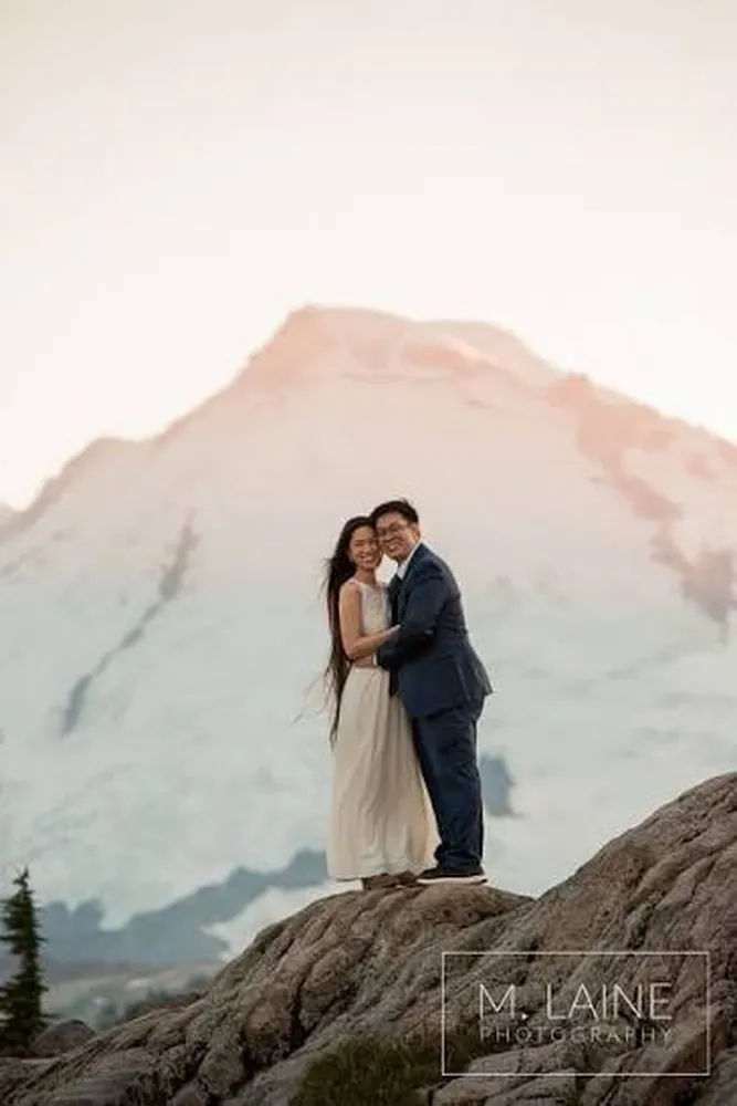 How to plan romantic getaways in the Pacific Northwest featuring luxury coastal cabin