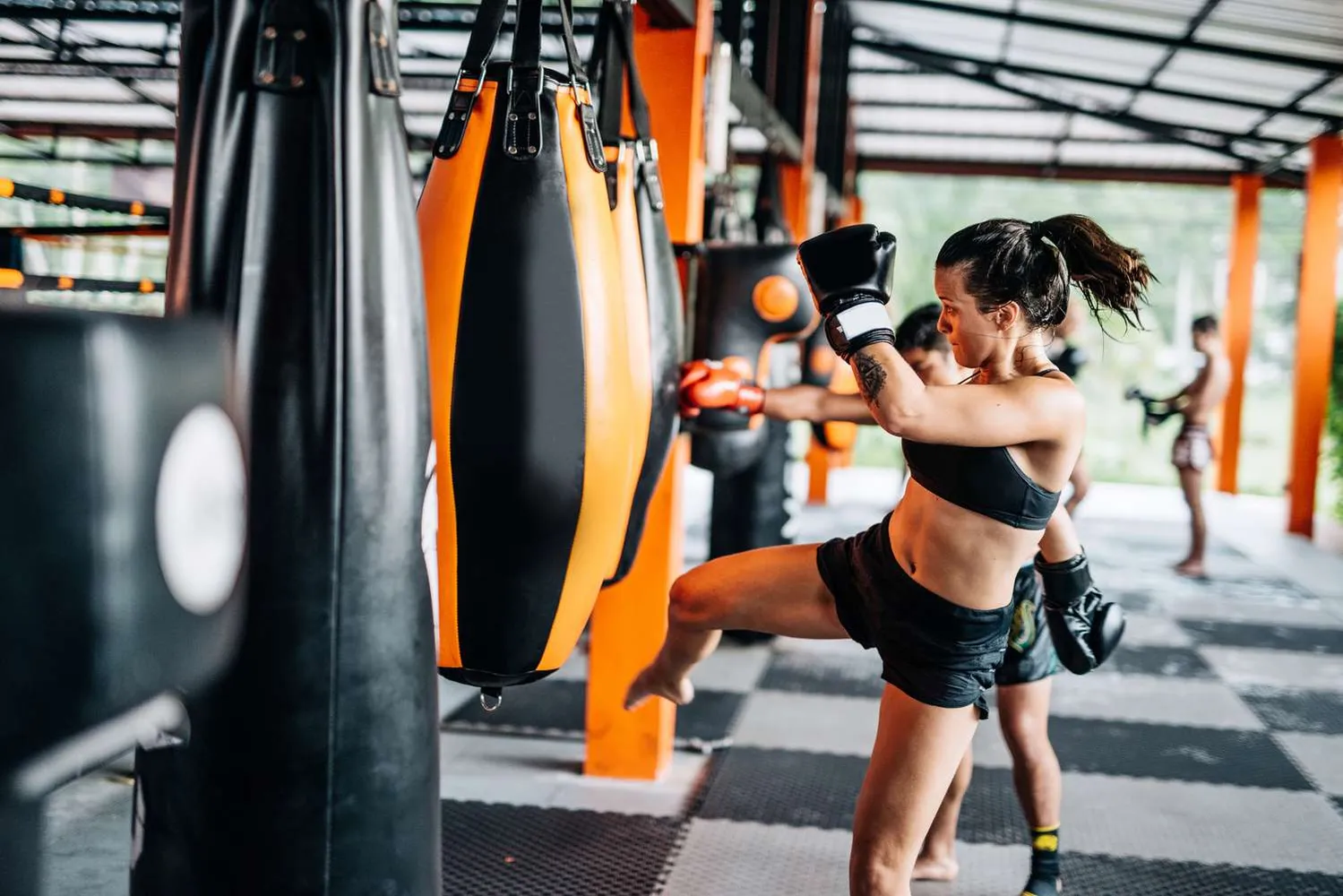 MMA training drills for beginners - striking and grappling techniques